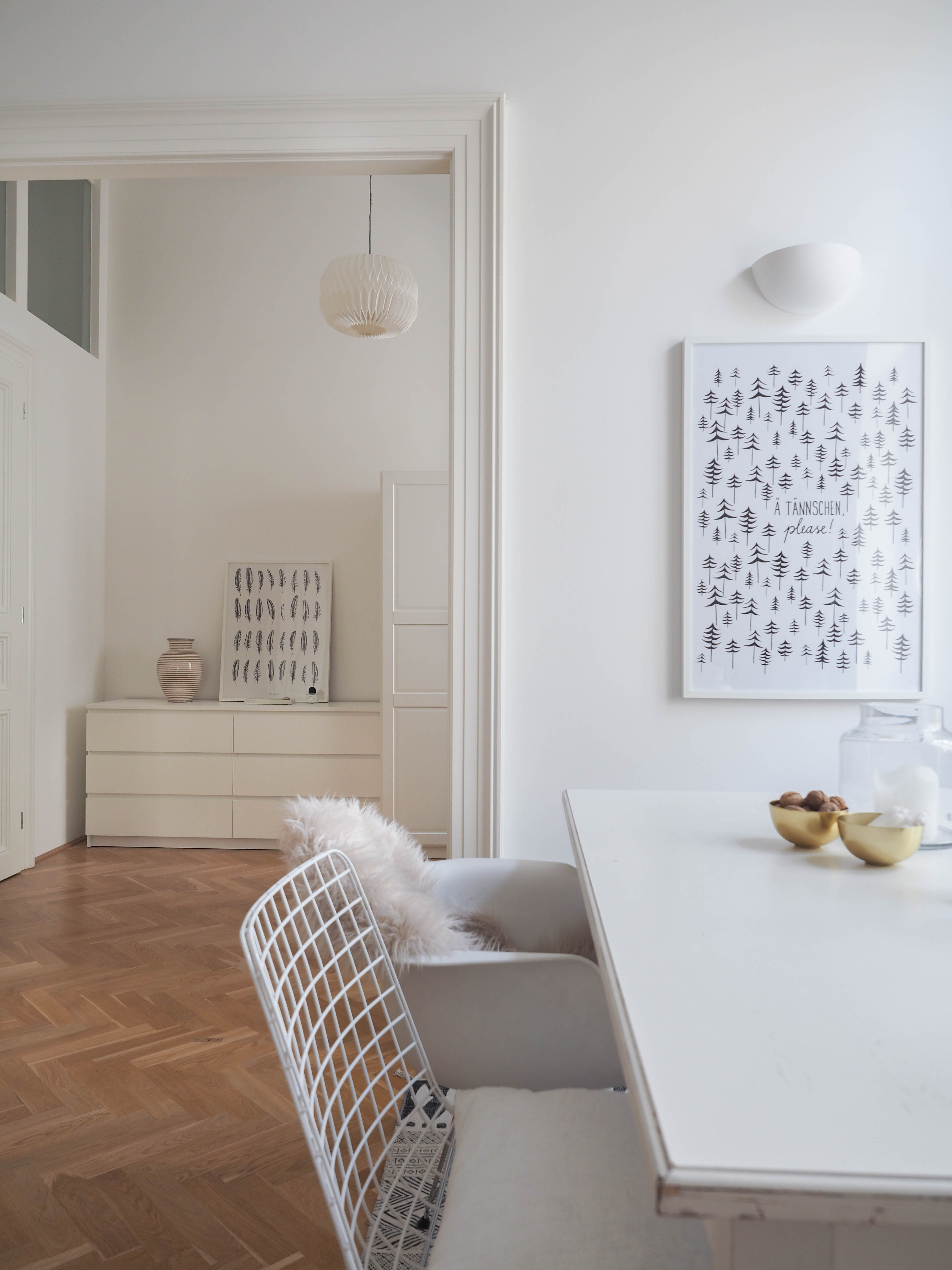 View of Tour: A Scandinavian-Inspired Apartment in a Vintage Vienna Building ...